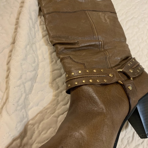 Dingo slouchy boots. Size 7 but fits my 7 1/2 size - Picture 2 of 16